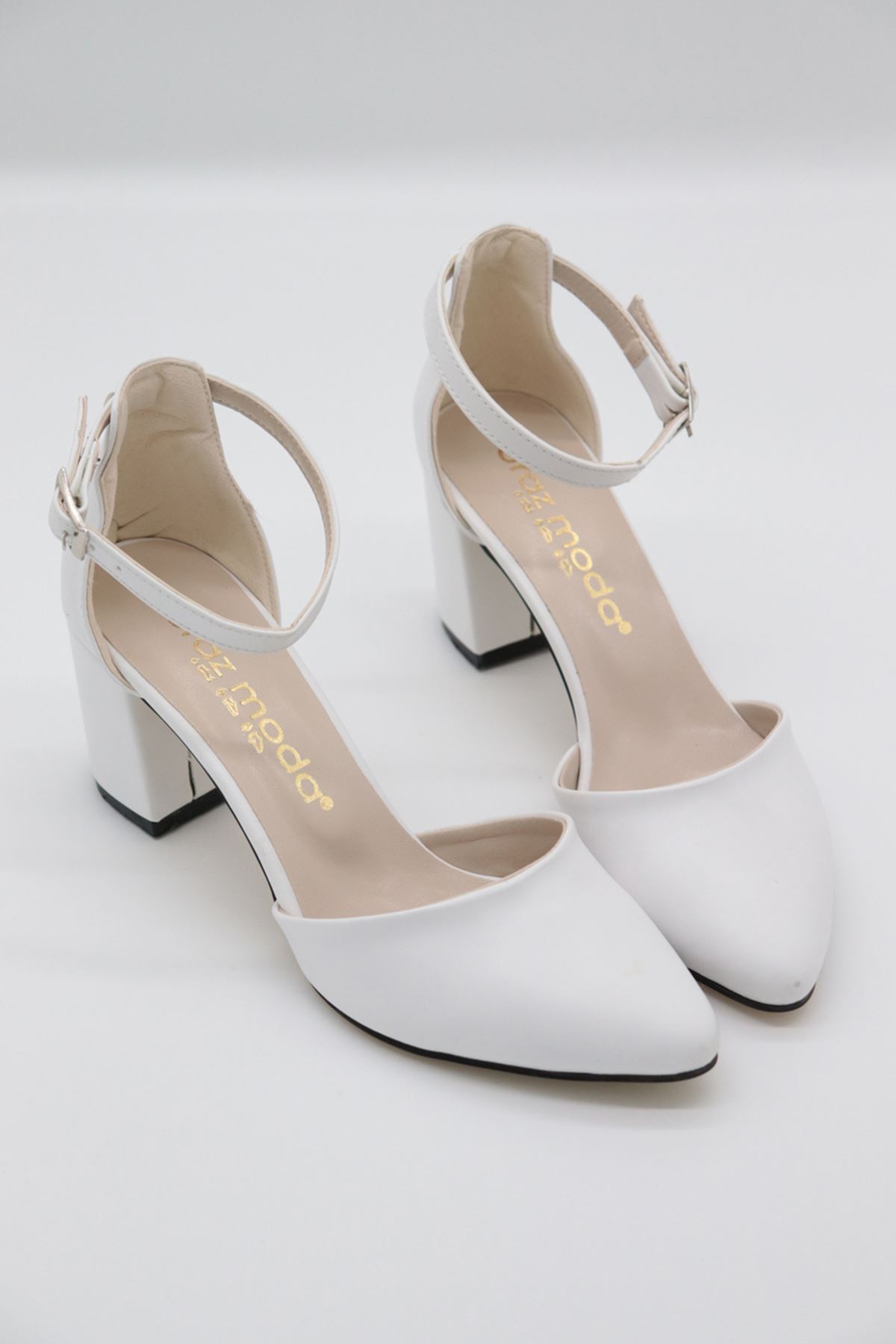 Trendayakkabı - Günlük Topuklu Beyaz  Kadın Ayakkabı 