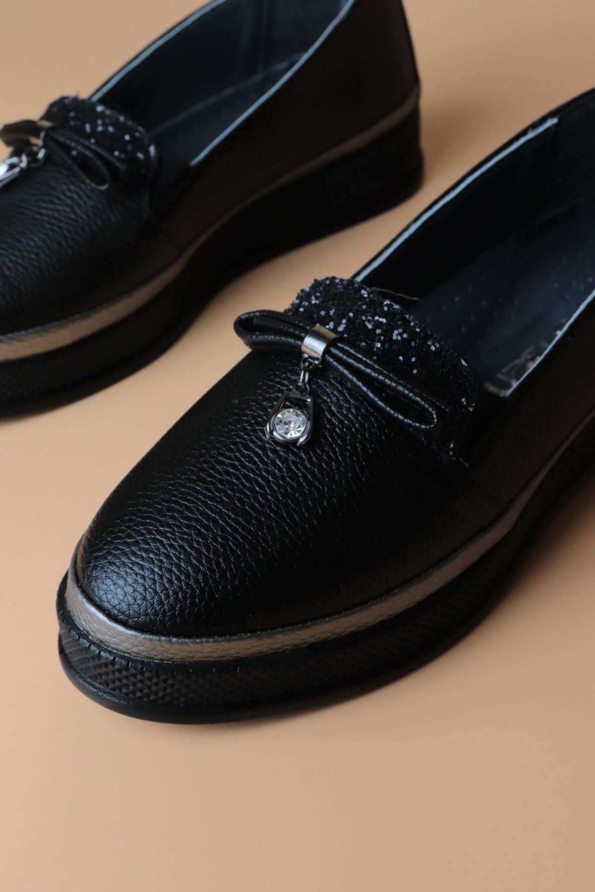 Trendayakkabı - Siyah Günlük Kadın Ayakkabı 