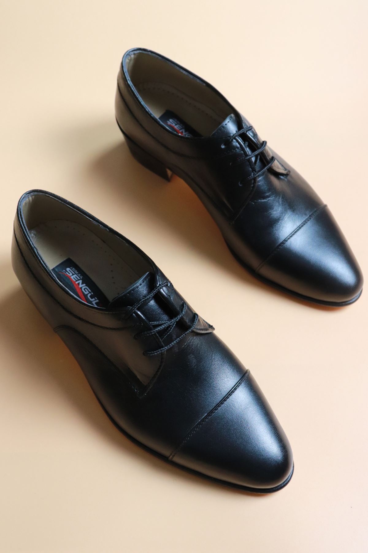 Trendayakkabı - Siyah Bağçıklı Hakiki Deri Yumurta Topuk Erkek Klasik Ayakkabı 