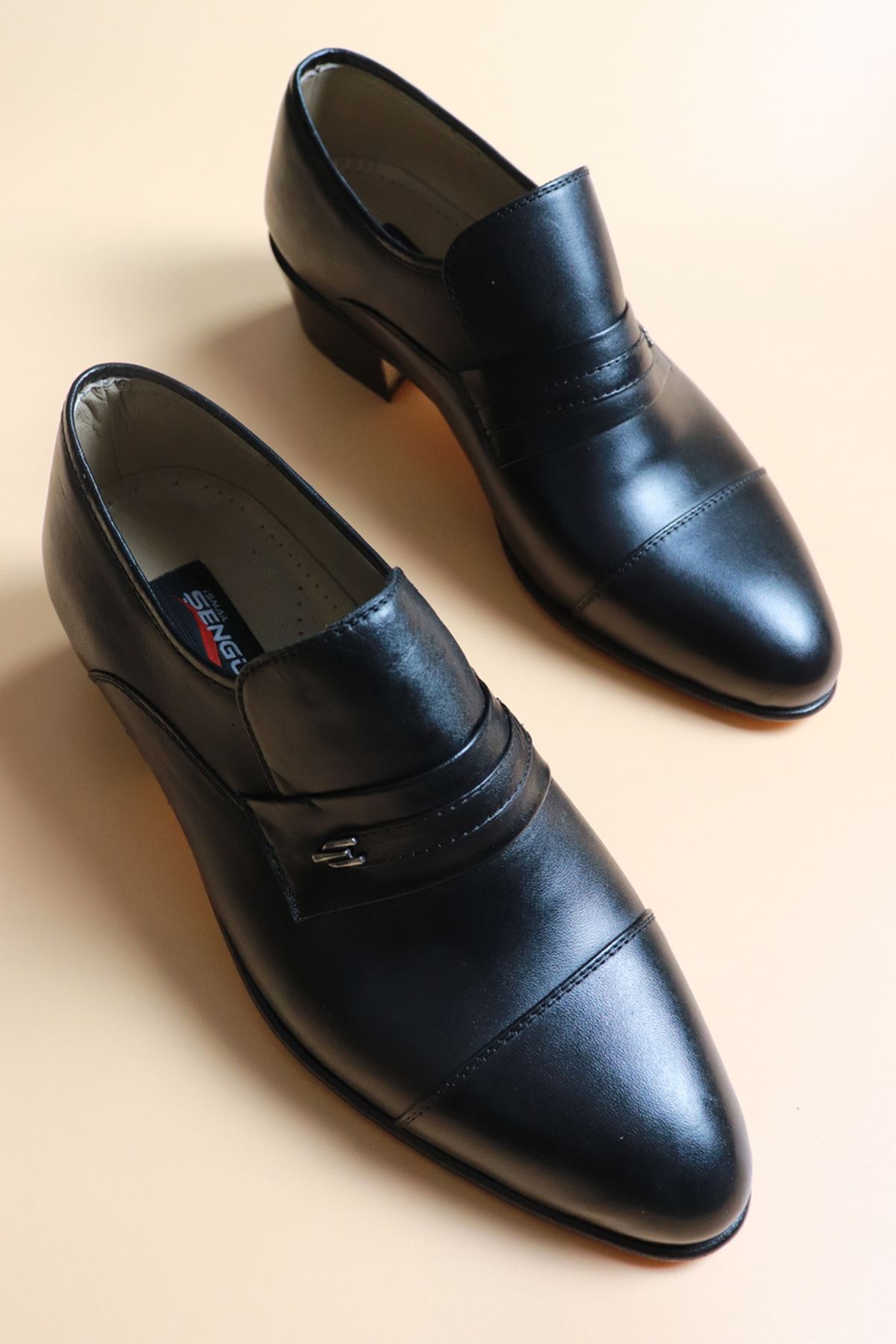 Trendayakkabı - Siyah Hakiki Deri Yumurta Topuk Erkek Klasik Ayakkabı 