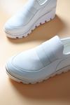 Trendayakkabı - Beyaz Lastik Detaylı Dolgu Topuk Kadın Ayakkabı 